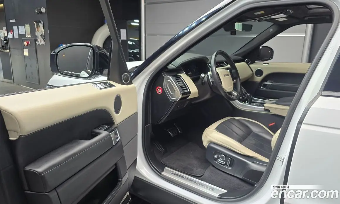 Land Rover Range Rover Sport 2018 3.0 автомат (гидро), фото 13
