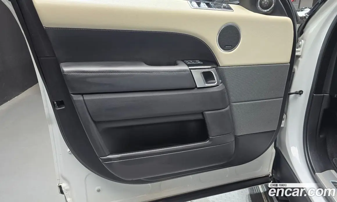Land Rover Range Rover Sport 2018 3.0 автомат (гидро), фото 14