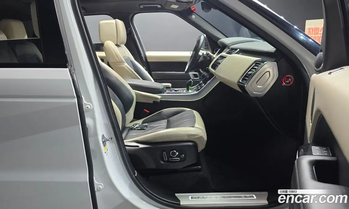 Land Rover Range Rover Sport 2018 3.0 автомат (гидро), фото 16