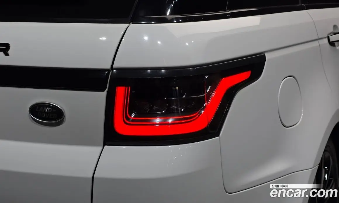 Land Rover Range Rover Sport 2018 3.0 автомат (гидро), фото 9