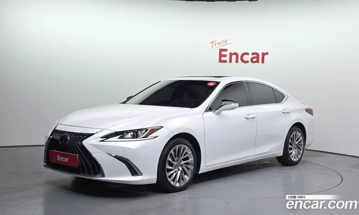 Lexus ES 2022 2.5 автомат (гидро), фото 1 Lexus ES 2022 2.5 автомат (гидро), фото 1