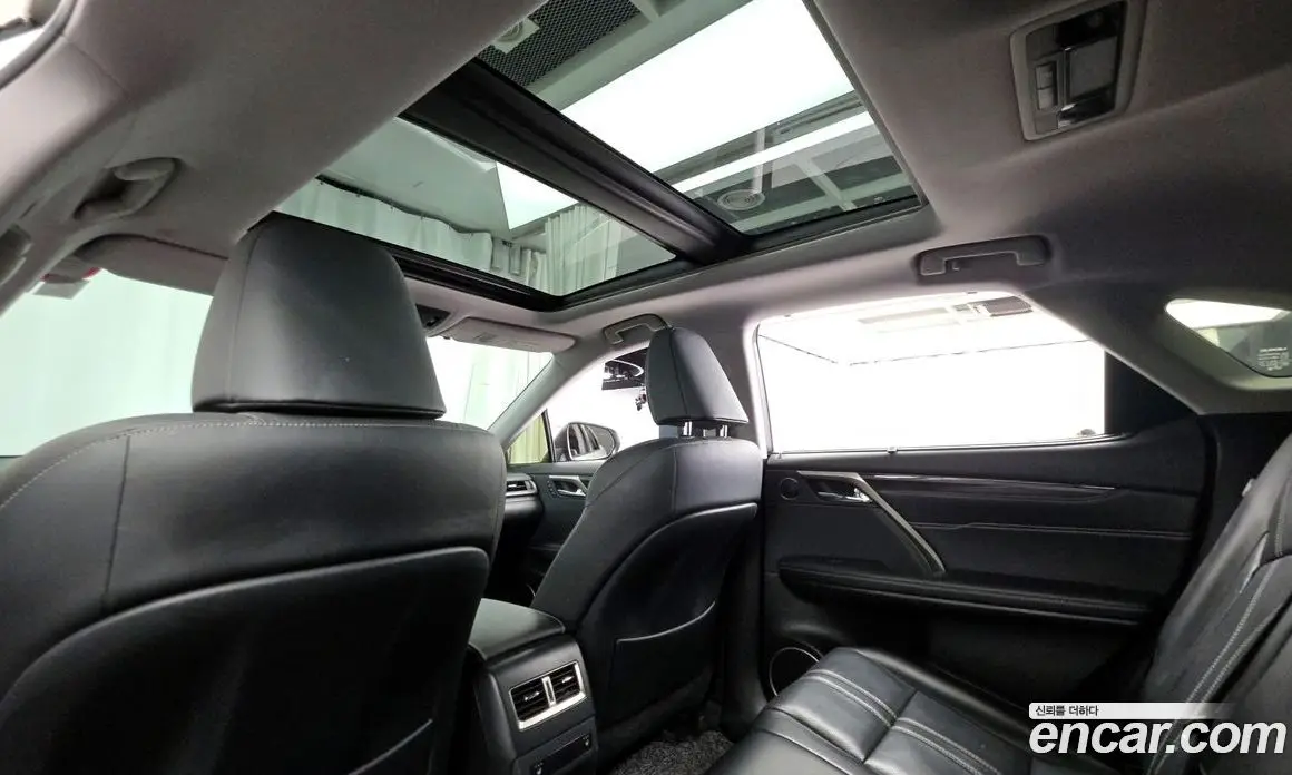 Lexus RX 2016 3.5 автомат (гидро), фото 18 Lexus RX 2016 3.5 автомат (гидро), фото 18