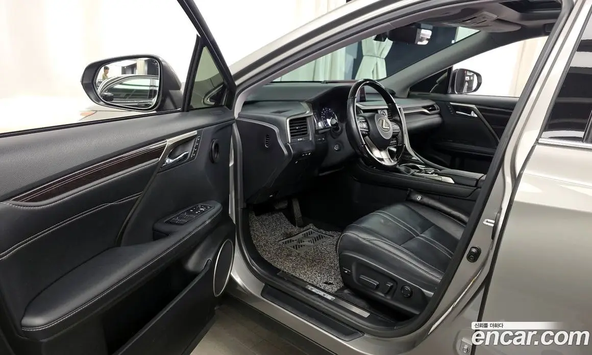 Lexus RX 2016 3.5 автомат (гидро), фото 10 Lexus RX 2016 3.5 автомат (гидро), фото 10
