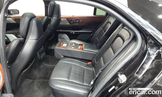 Lincoln Continental 2017 3.0 автомат (гидро), миниатюра 11 Lincoln Continental 2017 3.0 автомат (гидро), миниатюра 11