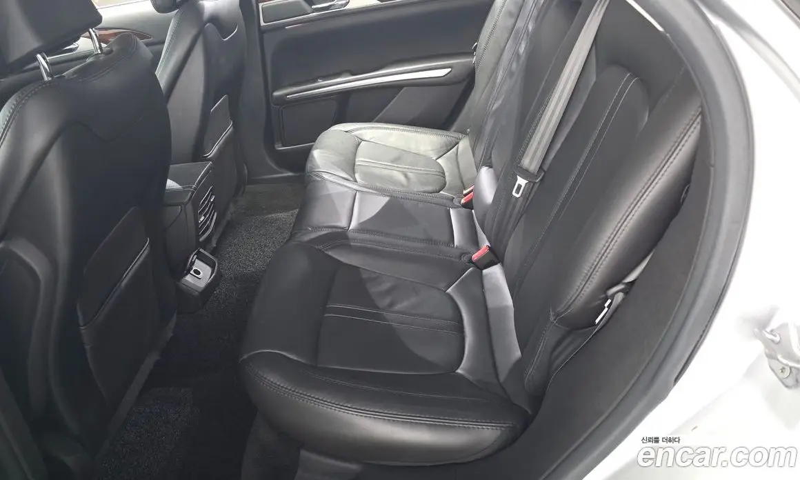 Lincoln MKZ 2014 2.0 автомат (гидро), фото 12 Lincoln MKZ 2014 2.0 автомат (гидро), фото 12