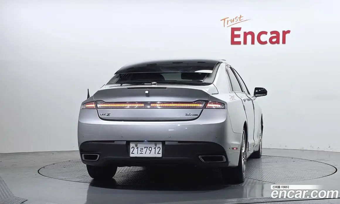 Lincoln MKZ 2014 2.0 автомат (гидро), фото 4 Lincoln MKZ 2014 2.0 автомат (гидро), фото 4