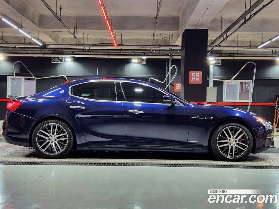 Maserati Ghibli 2018 3.0 автомат (гидро), фото 1 Maserati Ghibli 2018 3.0 автомат (гидро), фото 1