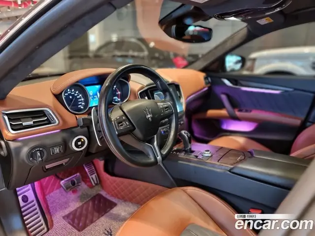 Maserati Ghibli 2018 3.0 автомат (гидро), миниатюра 11 Maserati Ghibli 2018 3.0 автомат (гидро), миниатюра 11