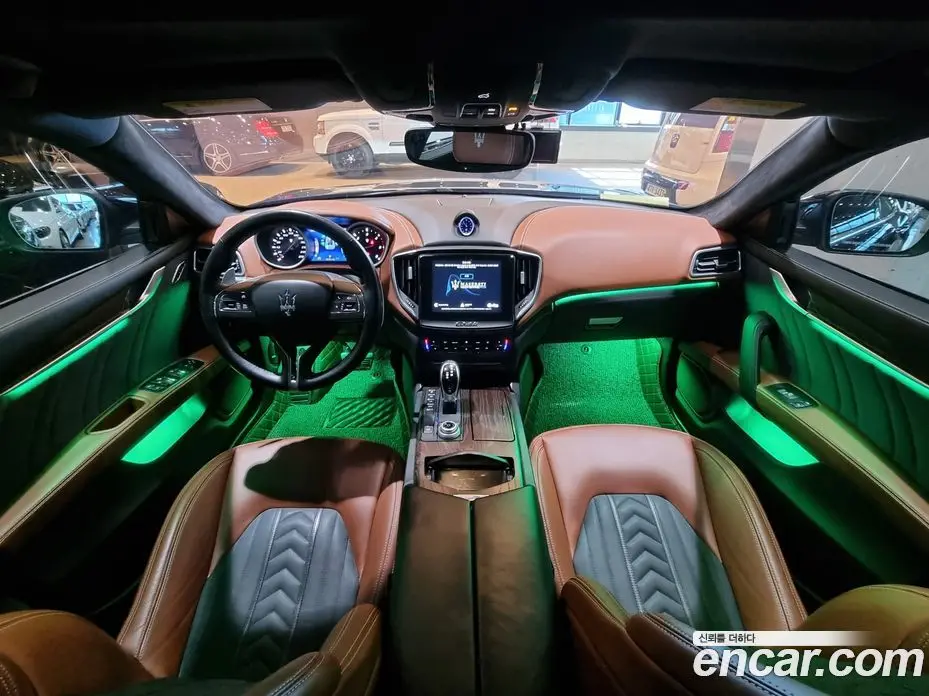 Maserati Ghibli 2018 3.0 автомат (гидро), фото 19 Maserati Ghibli 2018 3.0 автомат (гидро), фото 19