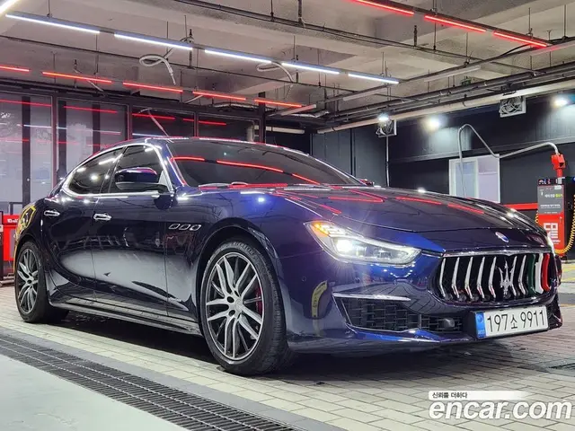 Maserati Ghibli 2018 3.0 автомат (гидро), миниатюра 3 Maserati Ghibli 2018 3.0 автомат (гидро), миниатюра 3