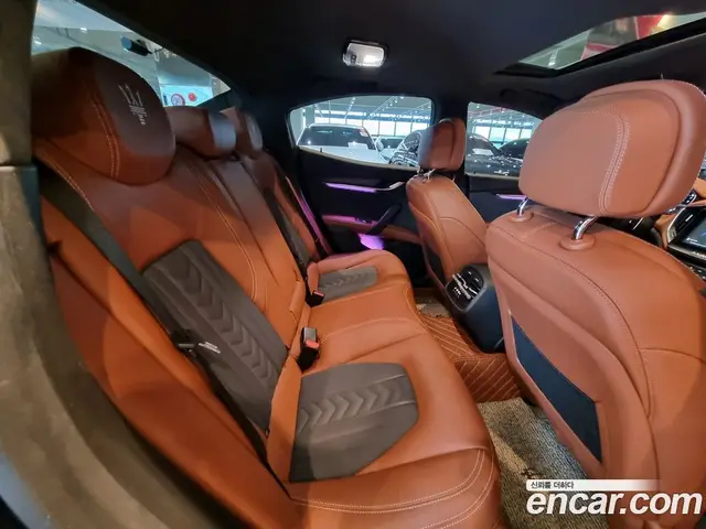 Maserati Ghibli 2018 3.0 автомат (гидро), миниатюра 6 Maserati Ghibli 2018 3.0 автомат (гидро), миниатюра 6