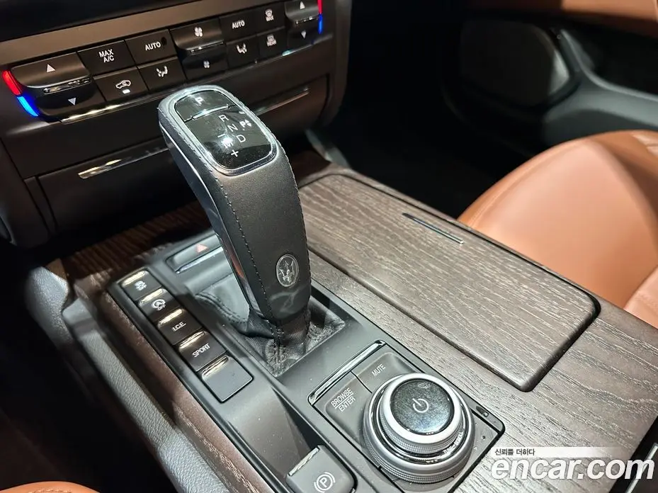 Maserati Ghibli 2023 2.0 автомат (гидро), фото 9 Maserati Ghibli 2023 2.0 автомат (гидро), фото 9