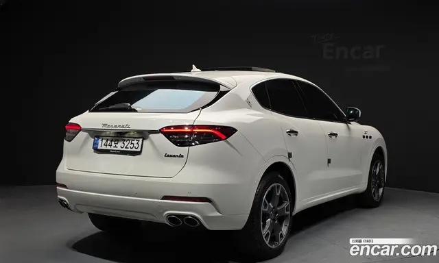 Maserati Levante 2022 2.0 автомат (гидро), миниатюра 2 Maserati Levante 2022 2.0 автомат (гидро), миниатюра 2