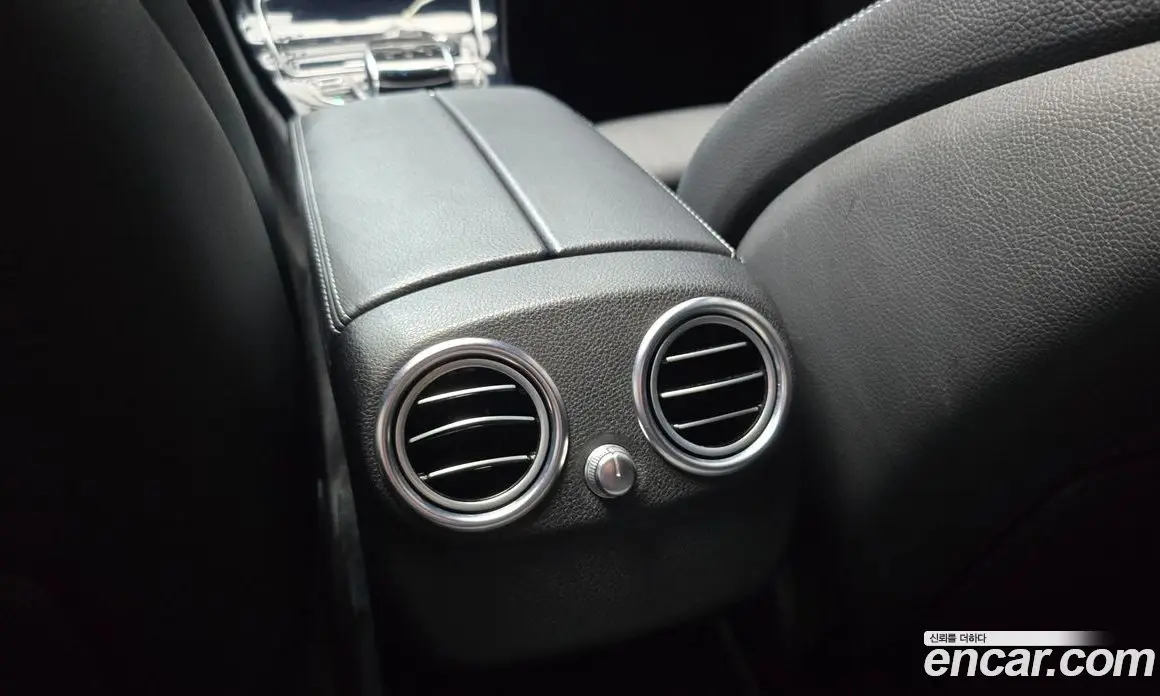 Mercedes-Benz C-Class 2016 2.0 гидро, фото 20 Mercedes-Benz C-Class 2016 2.0 гидро, фото 20