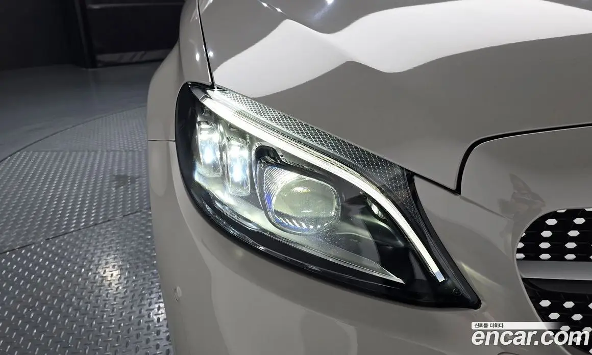 Mercedes-Benz C-Class 2020 2.0 гидро, фото 8