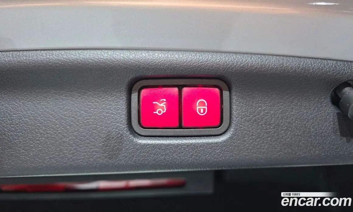 Mercedes-Benz C-Class 2023 2.0 гидро, фото 22