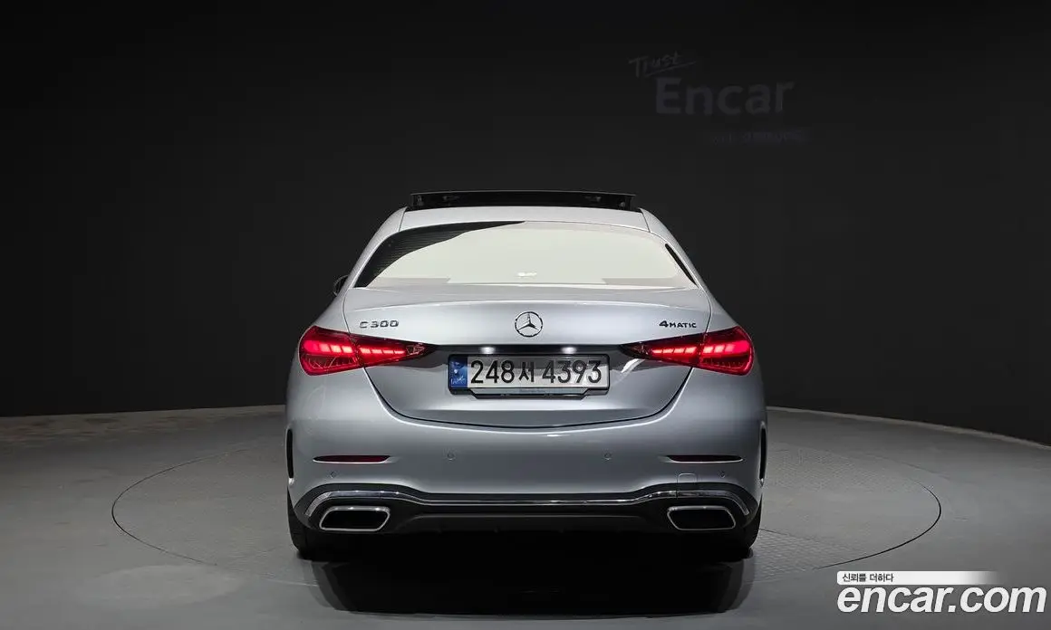 Mercedes-Benz C-Class 2023 2.0 гидро, фото 4
