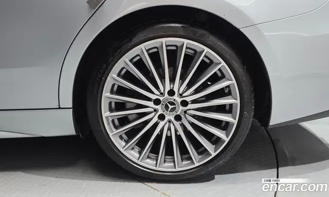 Mercedes-Benz C-Class 2023 2.0 гидро, миниатюра 7
