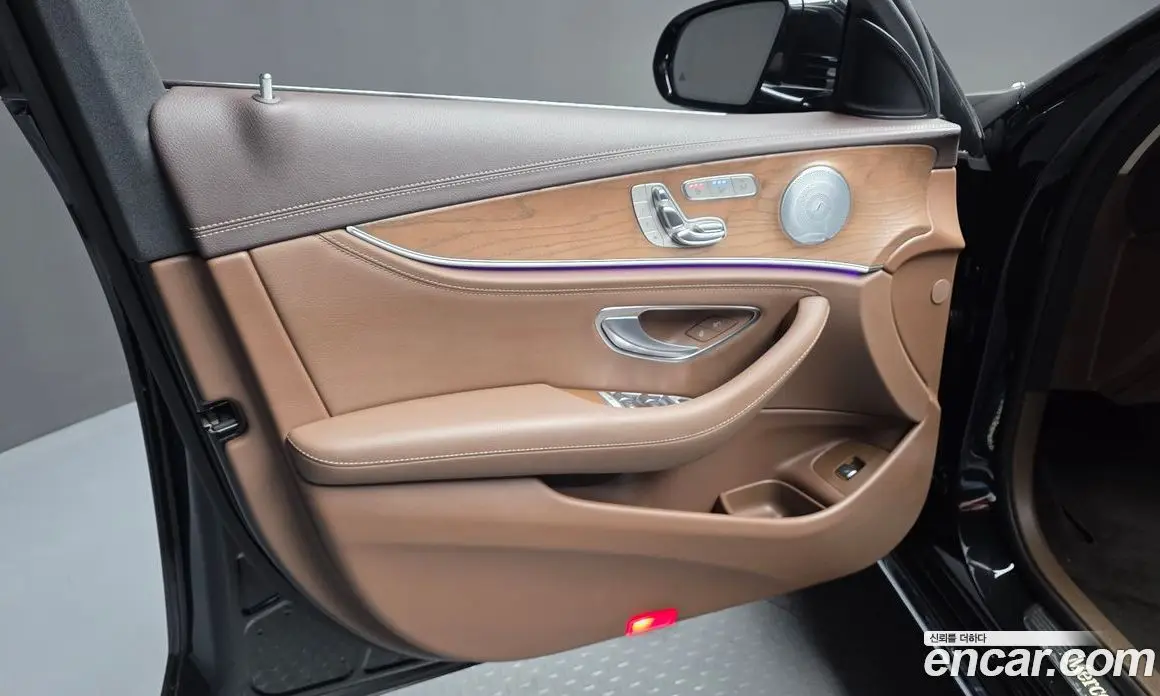 Mercedes-Benz E-Class 2018 2.0 автомат (гидро), фото 14