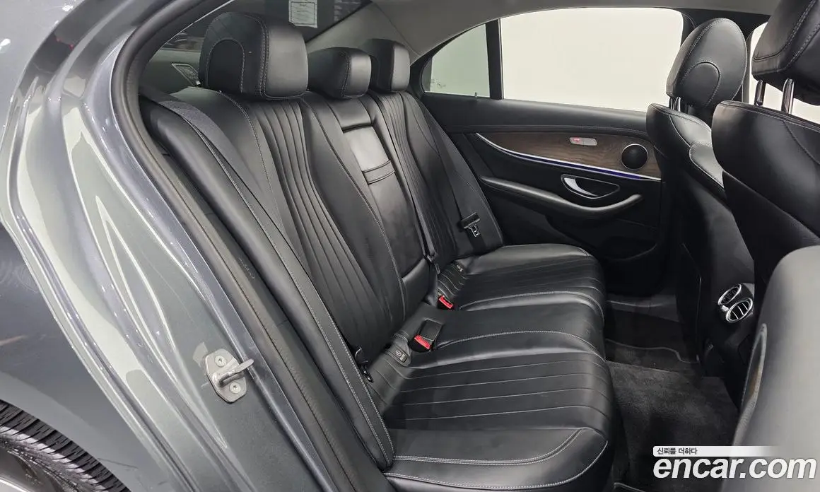 Mercedes-Benz E-Class 2018 1.9 гидро, фото 18 Mercedes-Benz E-Class 2018 1.9 гидро, фото 18