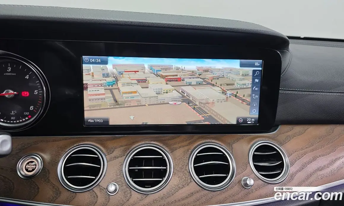 Mercedes-Benz E-Class 2018 1.9 гидро, фото 20 Mercedes-Benz E-Class 2018 1.9 гидро, фото 20