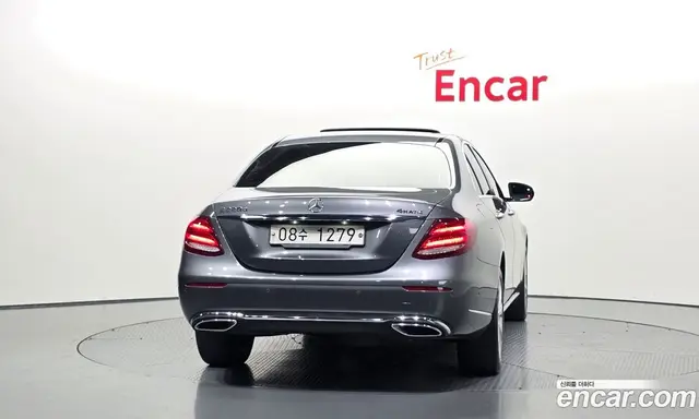 Mercedes-Benz E-Class 2018 1.9 гидро, миниатюра 4 Mercedes-Benz E-Class 2018 1.9 гидро, миниатюра 4