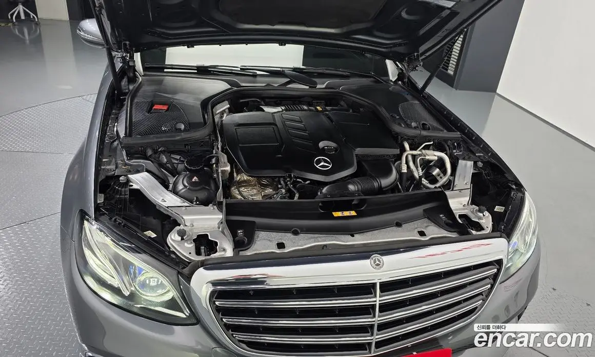 Mercedes-Benz E-Class 2018 1.9 гидро, фото 6 Mercedes-Benz E-Class 2018 1.9 гидро, фото 6