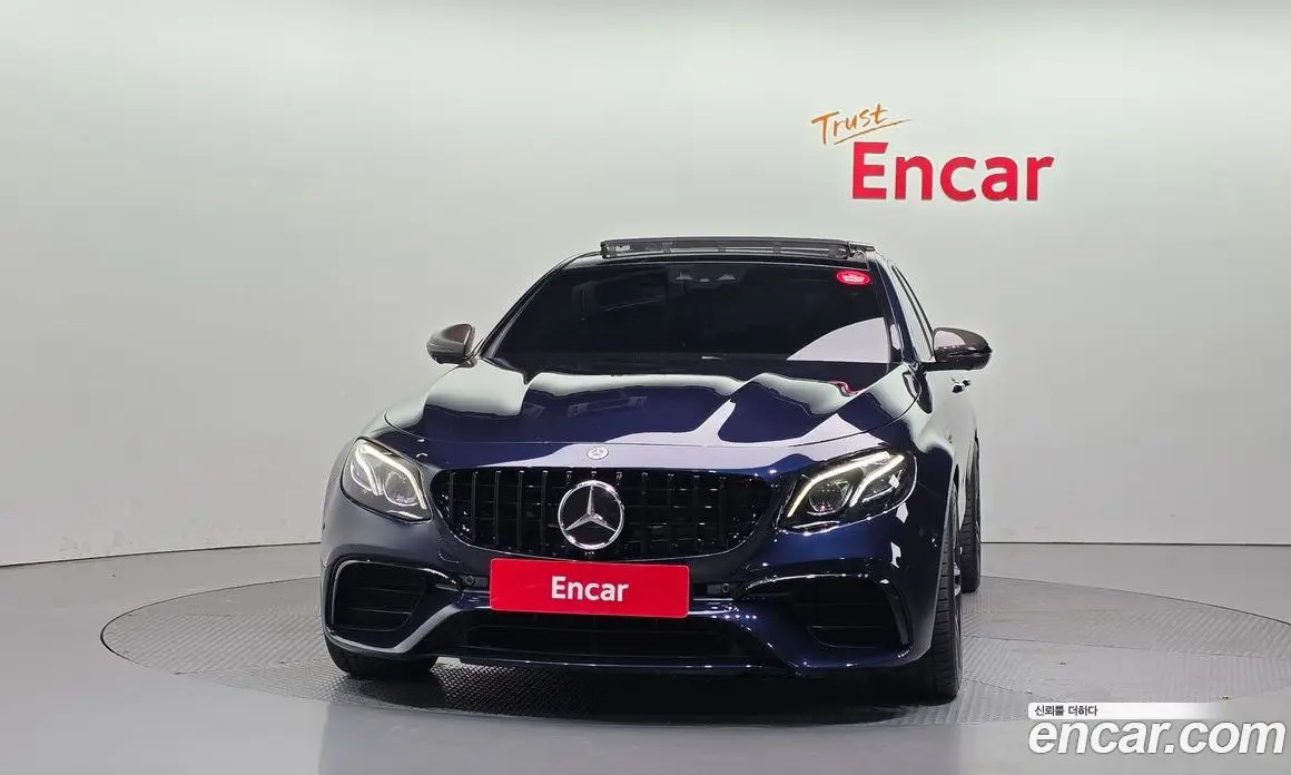 Mercedes-Benz E-Class 2018 4.0 автомат (гидро), фото 3