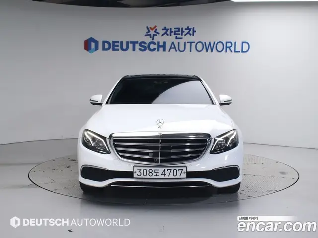 Mercedes-Benz E-Class 2019 3.0 гидро, миниатюра 3