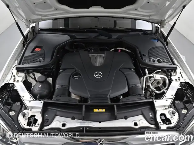 Mercedes-Benz E-Class 2019 3.0 гидро, миниатюра 6