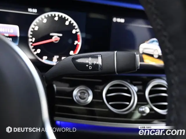 Mercedes-Benz E-Class 2019 3.0 гидро, миниатюра 9