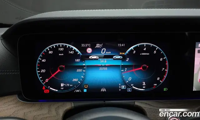 Mercedes-Benz E-Class 2022 2.0 гидро, миниатюра 11