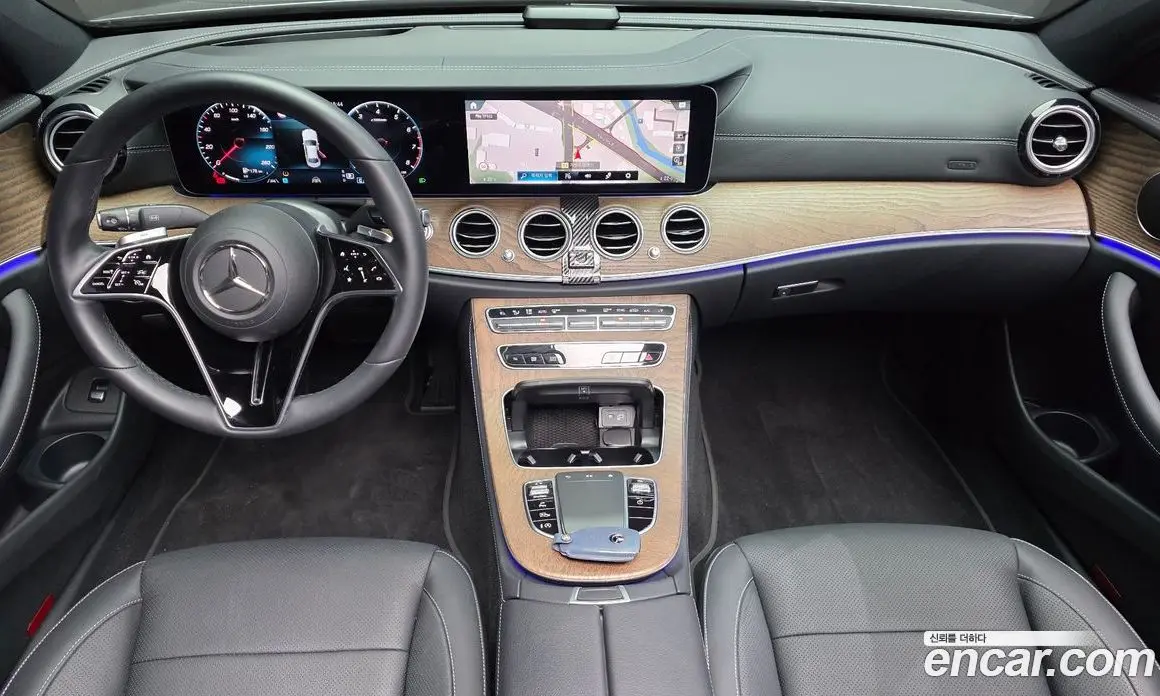 Mercedes-Benz E-Class 2022 2.0 гидро, фото 10