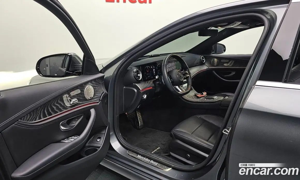 Mercedes-Benz E-Class 2022 2.0 гидро, фото 13