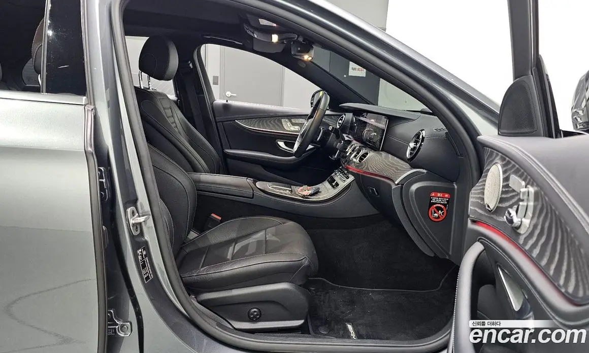 Mercedes-Benz E-Class 2022 2.0 гидро, фото 16