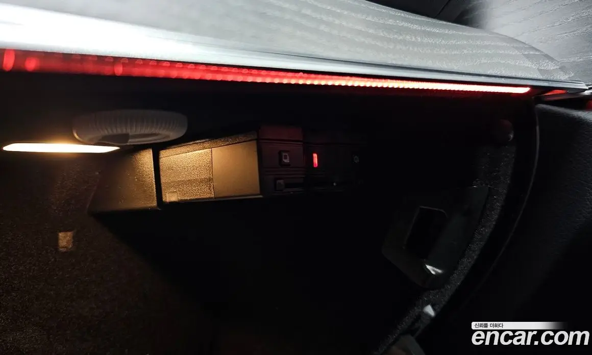 Mercedes-Benz E-Class 2022 2.0 гидро, фото 33