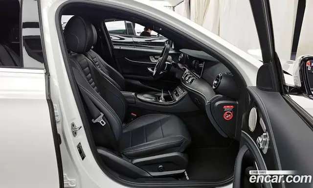 Mercedes-Benz E-Class 2023 1.9 автомат (гидро), миниатюра 11