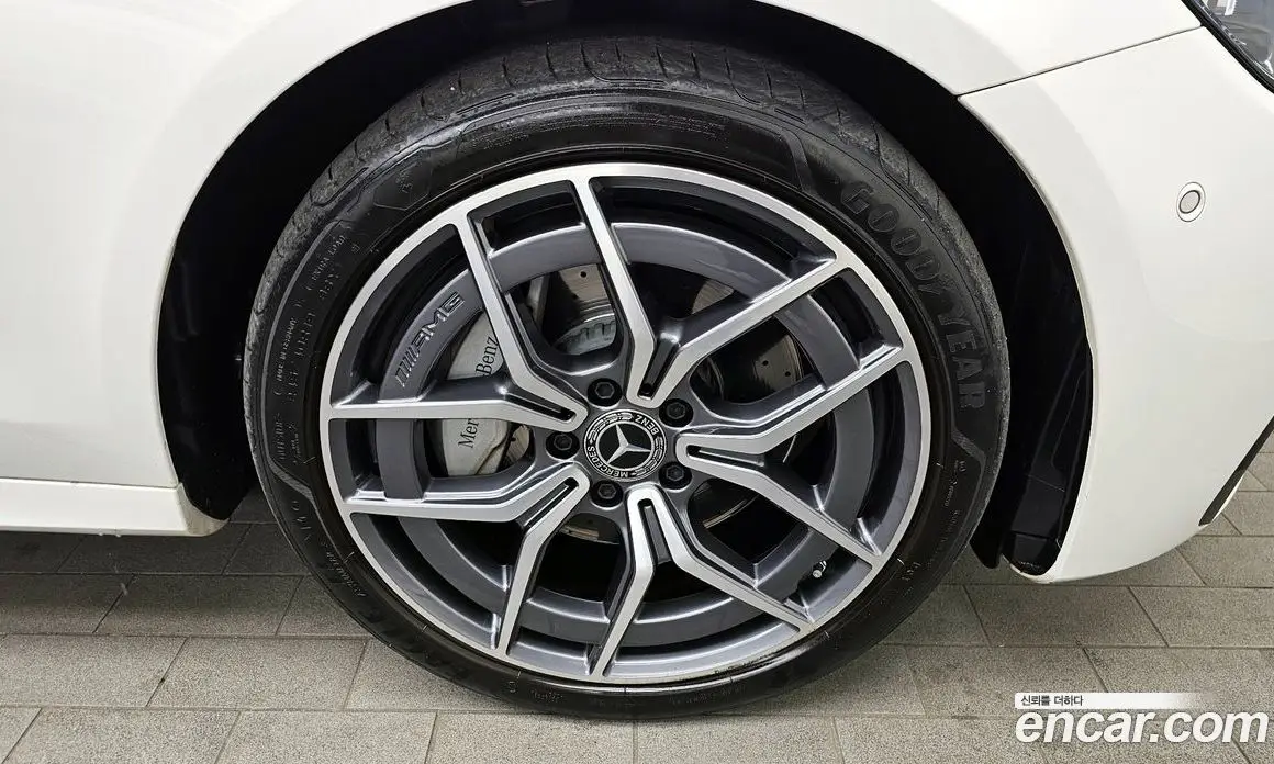 Mercedes-Benz E-Class 2023 1.9 автомат (гидро), фото 5