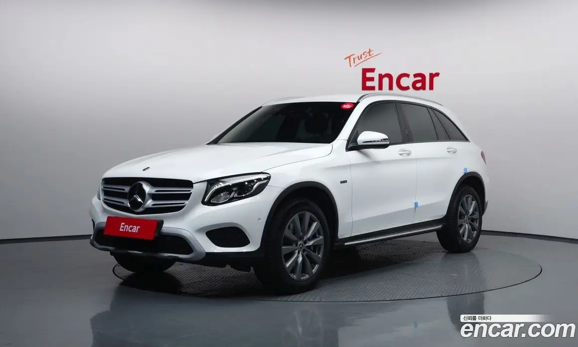 Mercedes-Benz GLC-Class 2018 2.0 гидро, фото 1 Mercedes-Benz GLC-Class 2018 2.0 гидро, фото 1