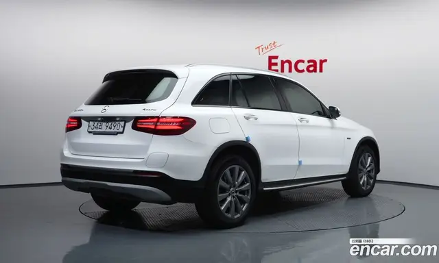 Mercedes-Benz GLC-Class 2018 2.0 гидро, миниатюра 2 Mercedes-Benz GLC-Class 2018 2.0 гидро, миниатюра 2