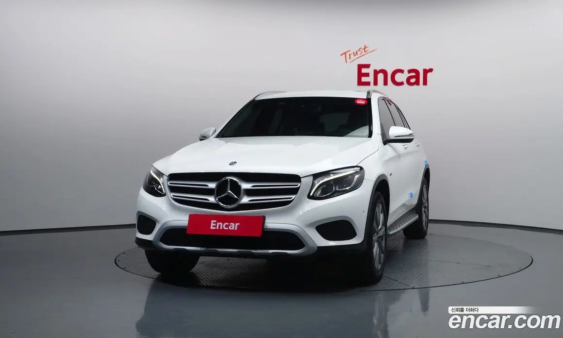 Mercedes-Benz GLC-Class 2018 2.0 гидро, фото 3 Mercedes-Benz GLC-Class 2018 2.0 гидро, фото 3