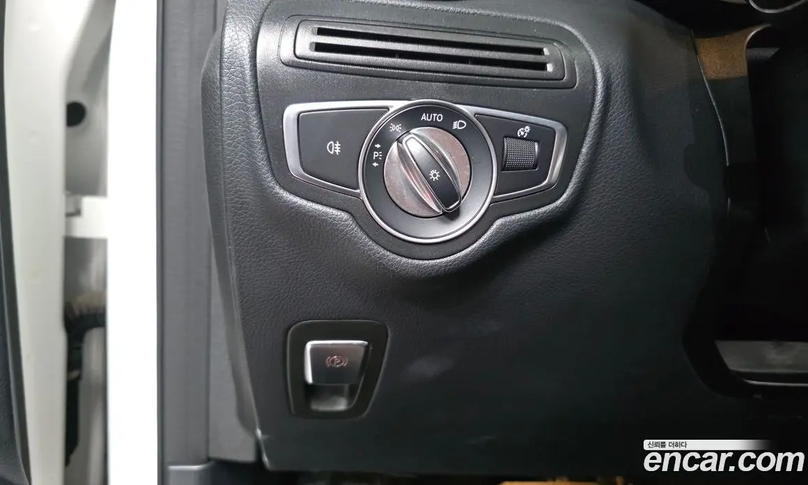 Mercedes-Benz GLC-Class 2018 2.0 гидро, фото 29 Mercedes-Benz GLC-Class 2018 2.0 гидро, фото 29