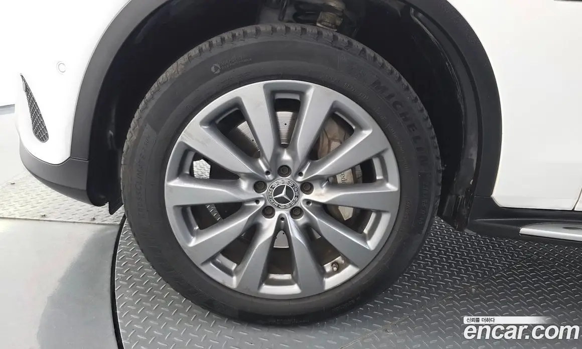 Mercedes-Benz GLC-Class 2018 2.0 гидро, фото 5 Mercedes-Benz GLC-Class 2018 2.0 гидро, фото 5