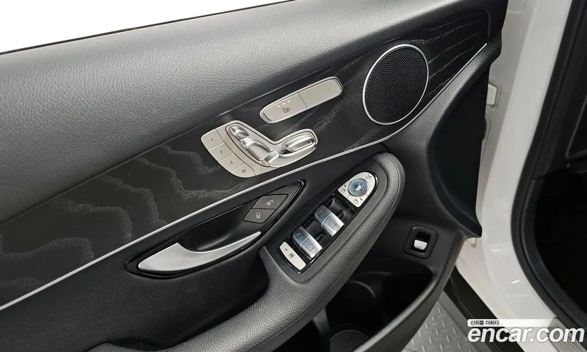 Mercedes-Benz GLC-Class 2019 2.0 гидро, фото 20 Mercedes-Benz GLC-Class 2019 2.0 гидро, фото 20