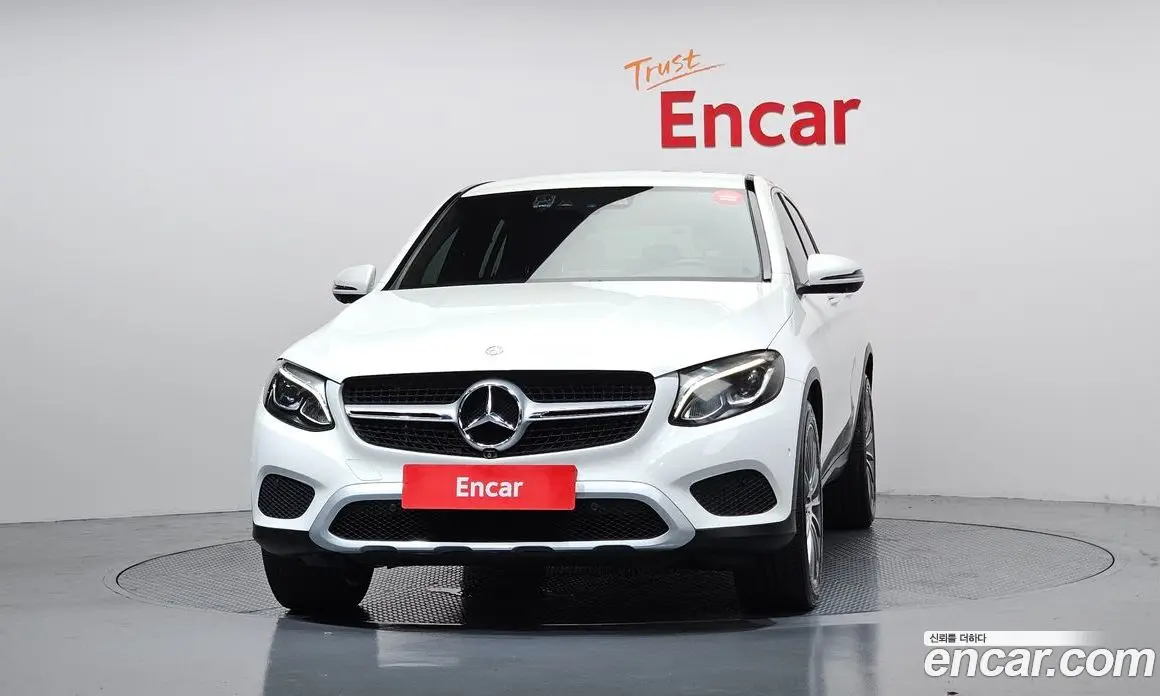 Mercedes-Benz GLC-Class 2019 2.0 гидро, фото 3 Mercedes-Benz GLC-Class 2019 2.0 гидро, фото 3