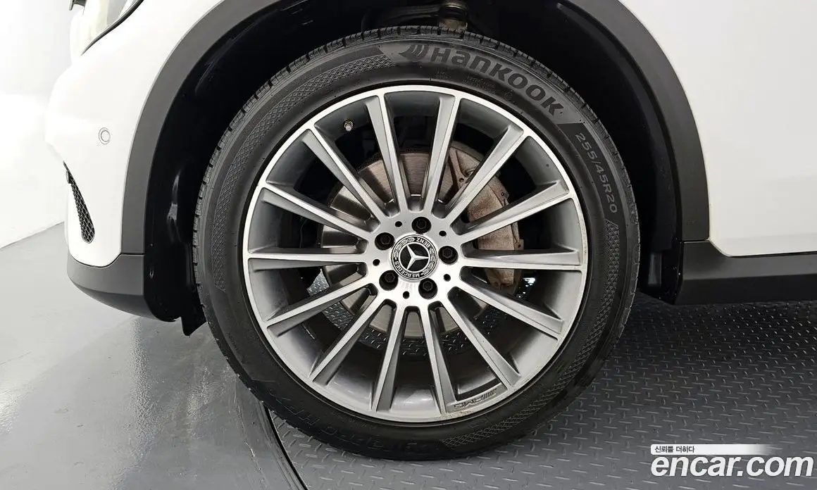 Mercedes-Benz GLC-Class 2019 2.0 гидро, фото 5 Mercedes-Benz GLC-Class 2019 2.0 гидро, фото 5