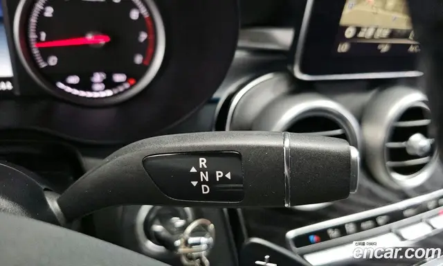 Mercedes-Benz GLC-Class 2019 2.0 гидро, миниатюра 9 Mercedes-Benz GLC-Class 2019 2.0 гидро, миниатюра 9