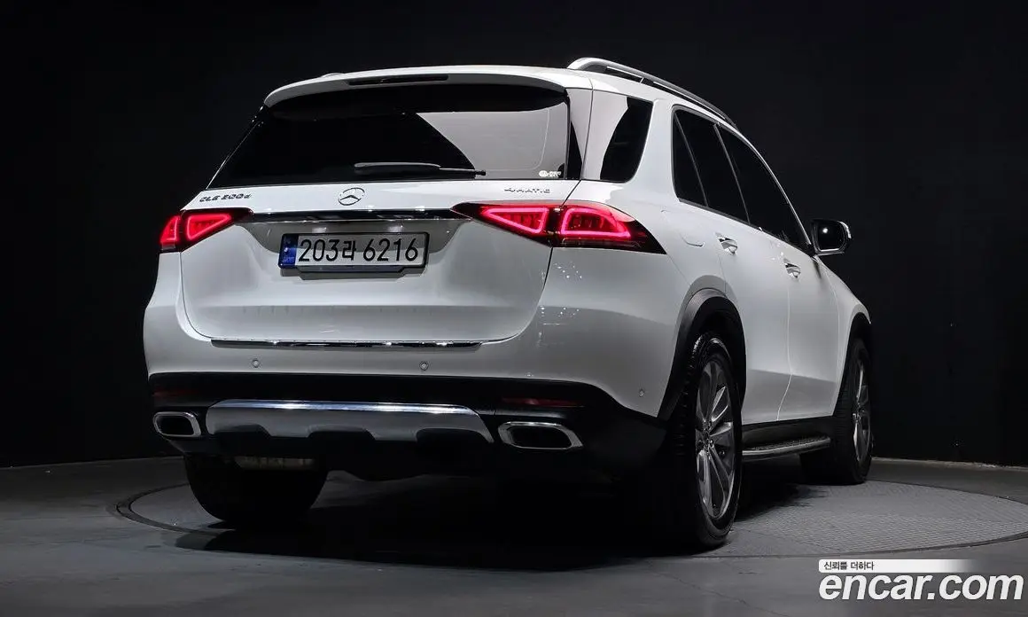 Mercedes-Benz GLE-Class 2023 2.0 гидро, фото 2 Mercedes-Benz GLE-Class 2023 2.0 гидро, фото 2
