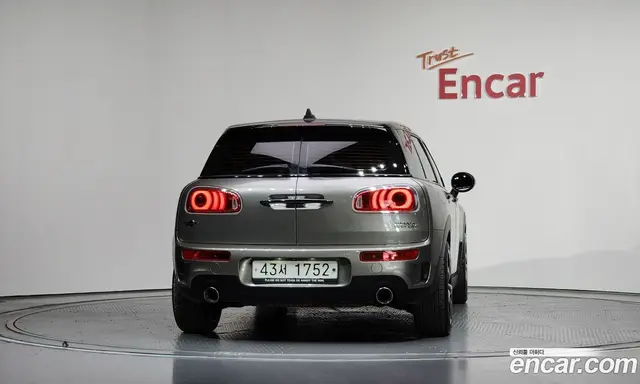 Mini Clubman 2017 2.0 автомат (гидро), миниатюра 4