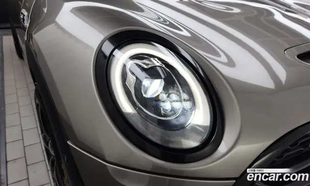 Mini Clubman 2017 2.0 автомат (гидро), миниатюра 8